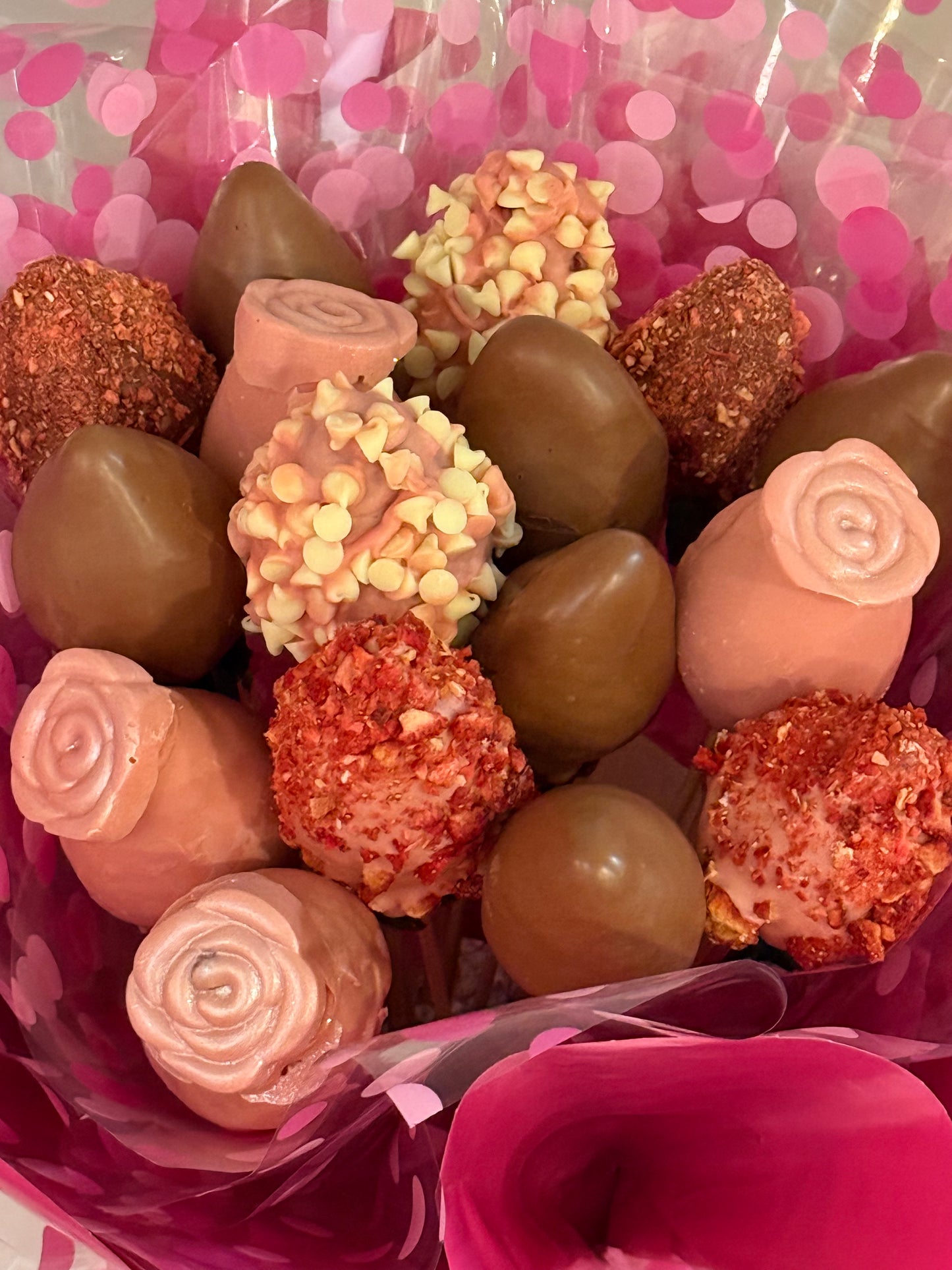 Chocolate-Covered Strawberry Rose Bouquet