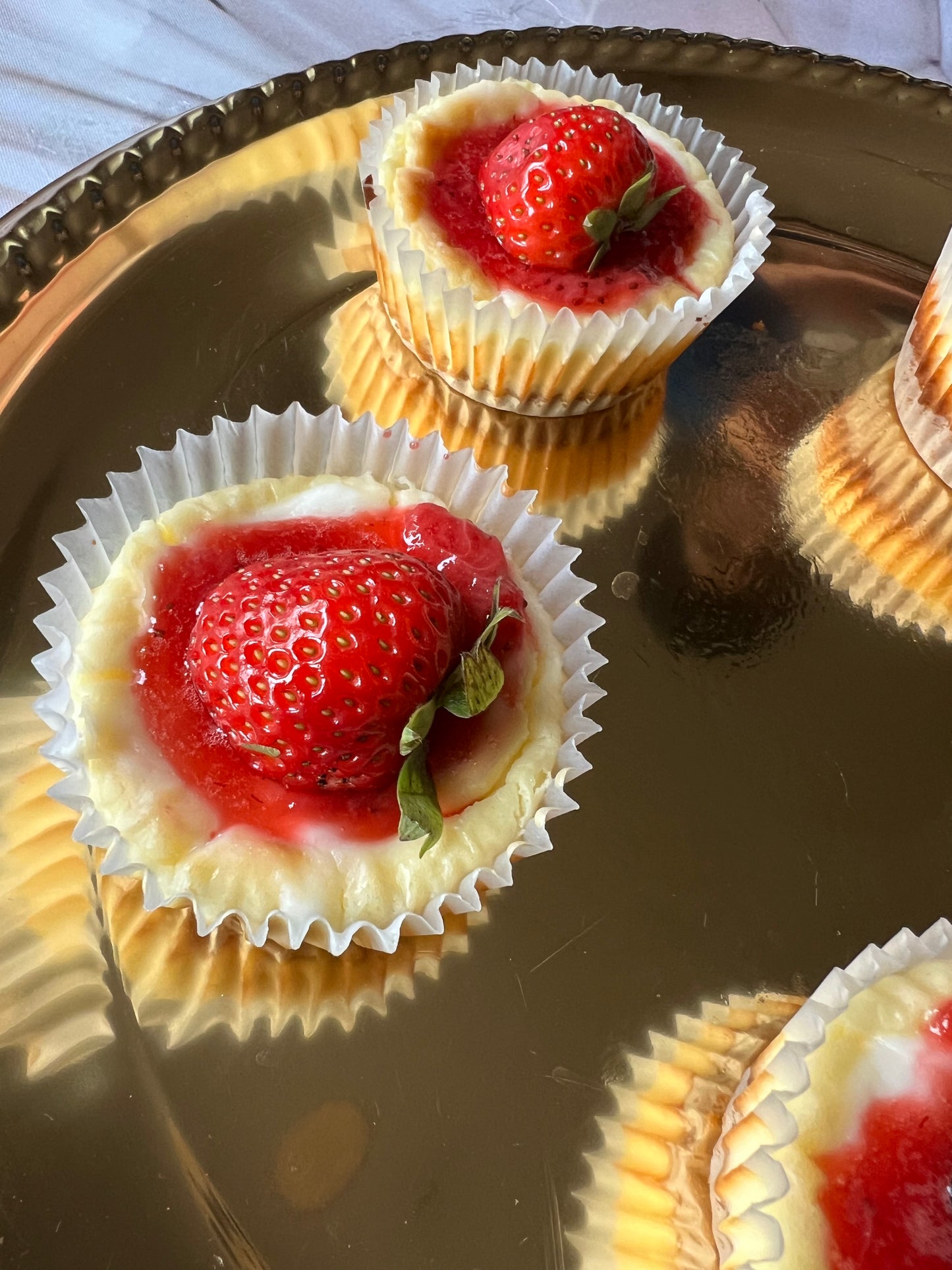 Mini Fruit Cheesecakes (6 pack)